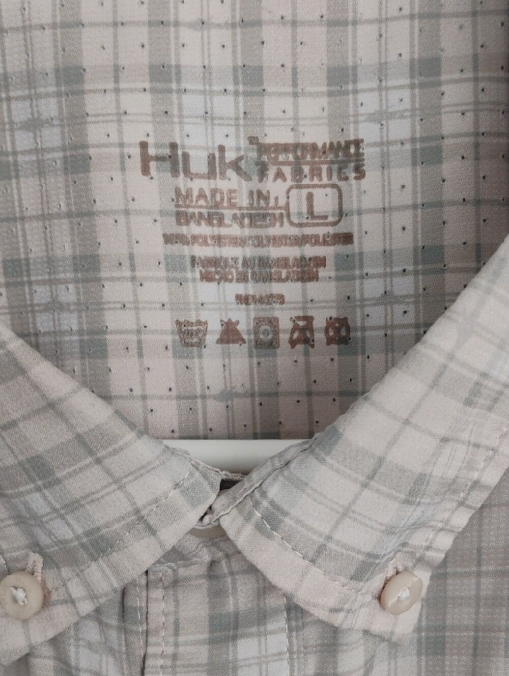 Huk Men's Tide Point Short Sleeve Gray Beige Plaid Fishing Shirt Ventilated - L - Picture 3 of 12